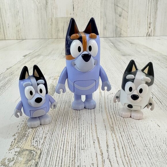 Bluey Figure SET Uncle Stripe Heeler Cousin Muffin Older Socks Lot 3 Family Blue - Picture 1 of 16